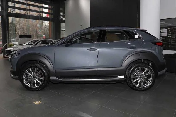 Электромобиль Mazda CX-30 EV