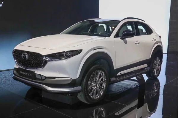 Электромобиль Mazda CX-30 EV