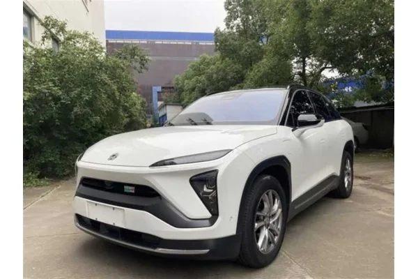 Электромобиль NIO ES6