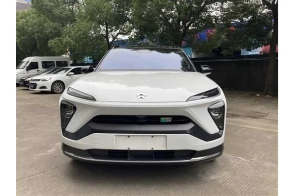 Электромобиль NIO ES6