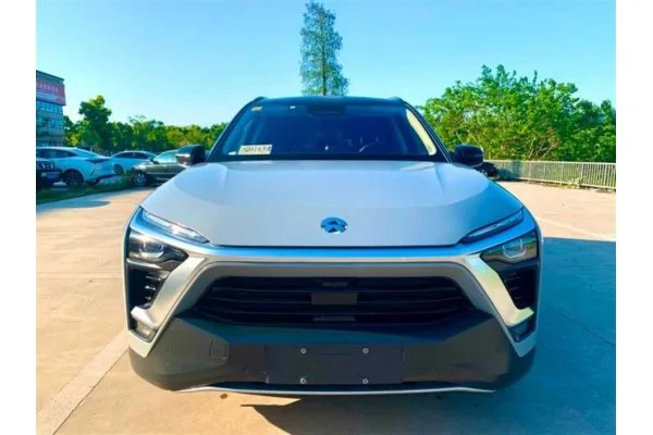 Электромобиль NIO ES8
