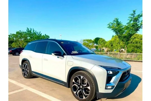 Электромобиль NIO ES8