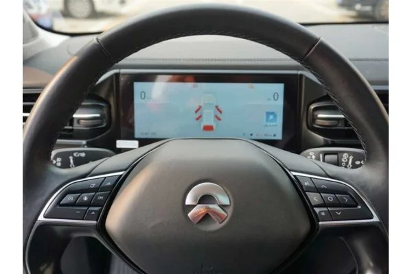 Электромобиль NIO ES8