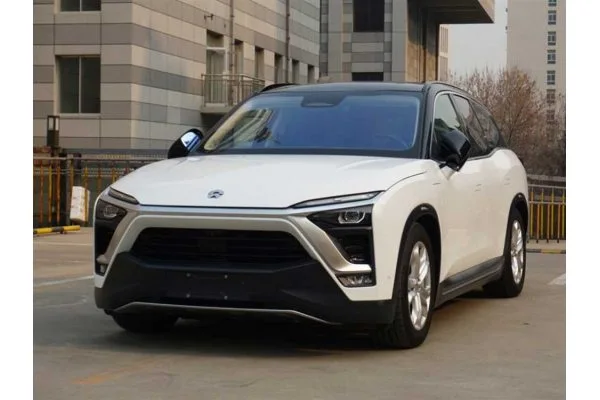 Электромобиль NIO ES8