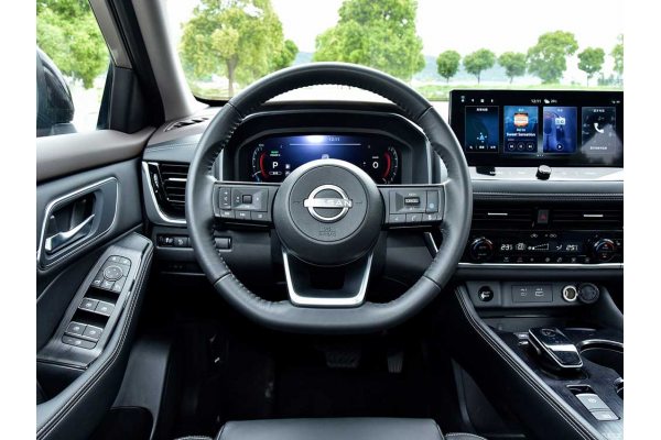 Гибридный автомобиль Nissan X-Trail E-Power