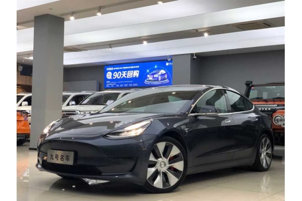 Електромобіль Tesla Model 3  (Performance)