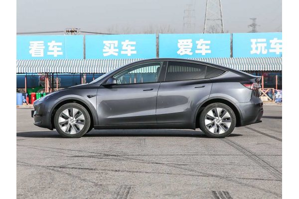 Электромобиль Tesla Model Y (Long Range AWD)