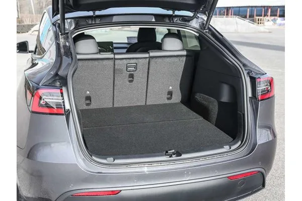 Электромобиль Tesla Model Y (Long Range AWD)