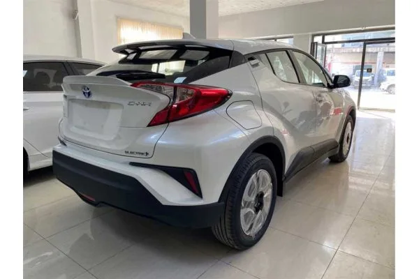 Електромобіль Toyota C-HR EV (базова версія)