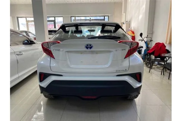 Електромобіль Toyota C-HR EV (базова версія)