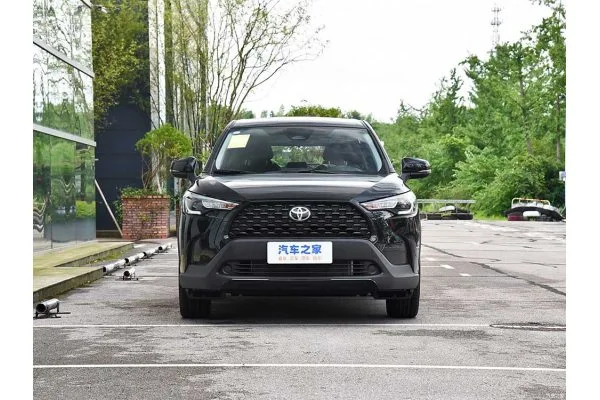 Гібридний автомобіль Toyota Corolla Cross Hybrid