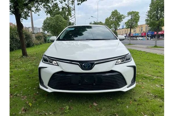 Гібридний автомобіль Toyota Corolla Hybrid