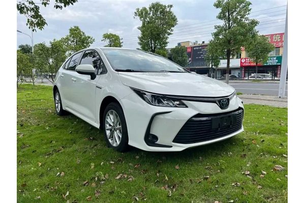 Гібридний автомобіль Toyota Corolla Hybrid