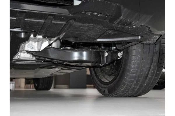 Електромобіль Volvo XC40 Recharge