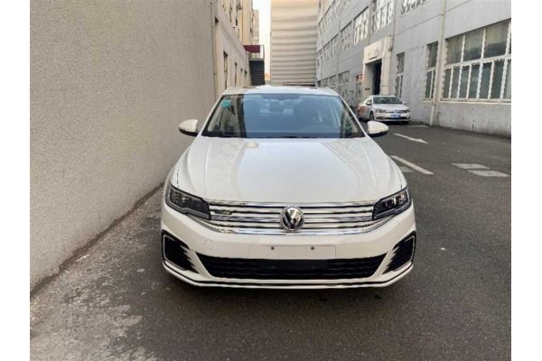 Электромобиль Volkswagen e-Bora (максимальная комплектация)
