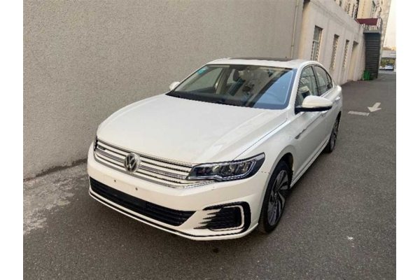 Электромобиль Volkswagen e-Bora (максимальная комплектация)