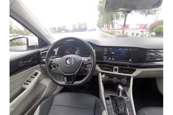 Электромобиль Volkswagen e-Bora (максимальная комплектация)