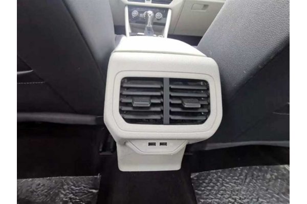 Электромобиль Volkswagen e-Bora (максимальная комплектация)