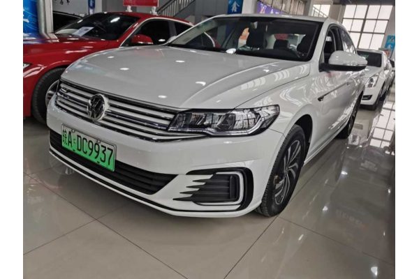Электромобиль Volkswagen e-Bora (максимальная комплектация)