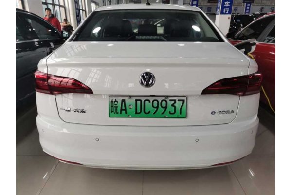 Электромобиль Volkswagen e-Bora (максимальная комплектация)
