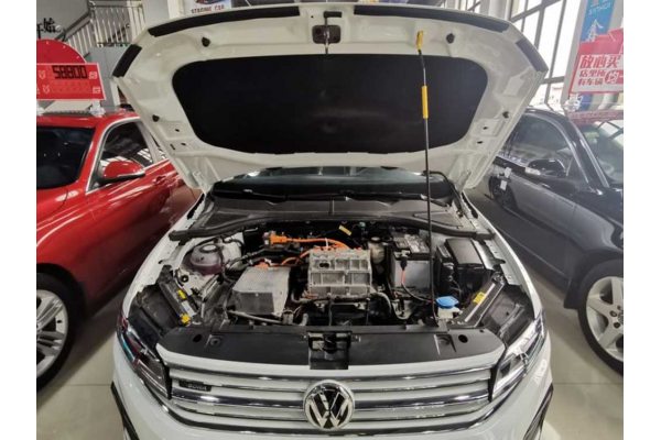 Электромобиль Volkswagen e-Bora (максимальная комплектация)