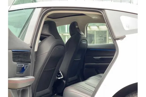 Электромобиль Xpeng P7 (4WD)