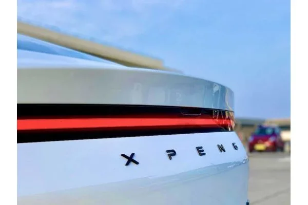 Электромобиль Xpeng P7 (4WD)