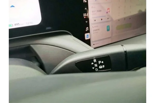 Электромобиль Xpeng P7 (4WD)