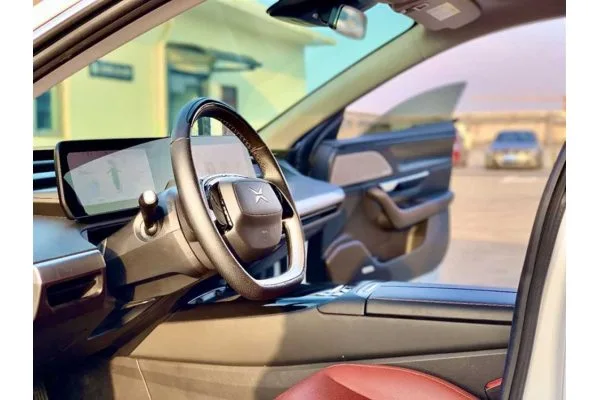 Электромобиль Xpeng P7 (4WD)