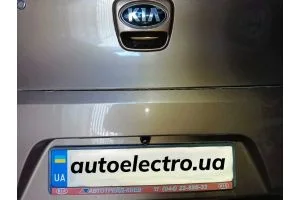 Kia Picanto - установка штатной магнитолы и камеры заднего вида