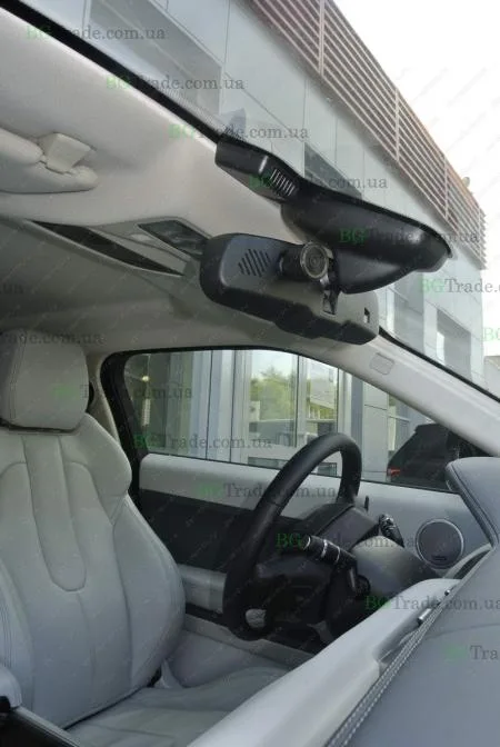 Установка зеркала видеорегистратора на Land Rover тип 1