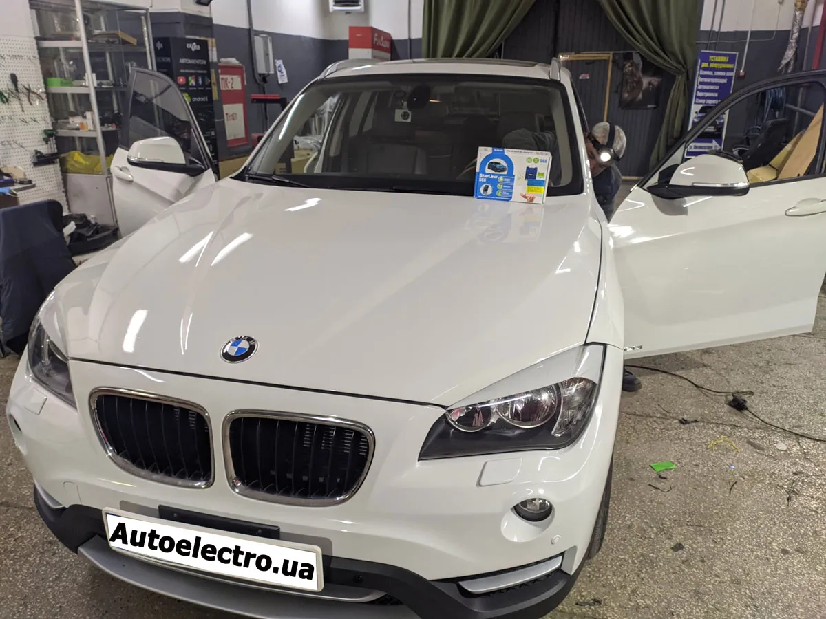 Установка автосигнализации, камеры заднего вида, парктроников на BMW X1