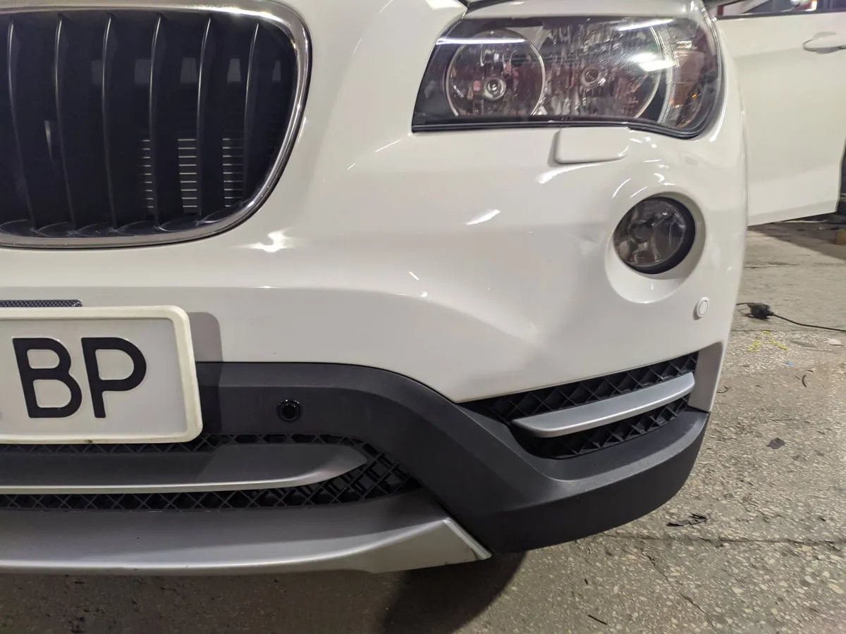 Установка парктроников на BMW X1