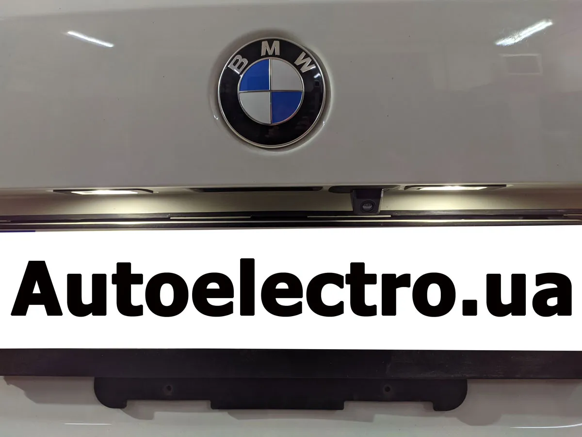 Установка камеры заднего вида на BMW X1