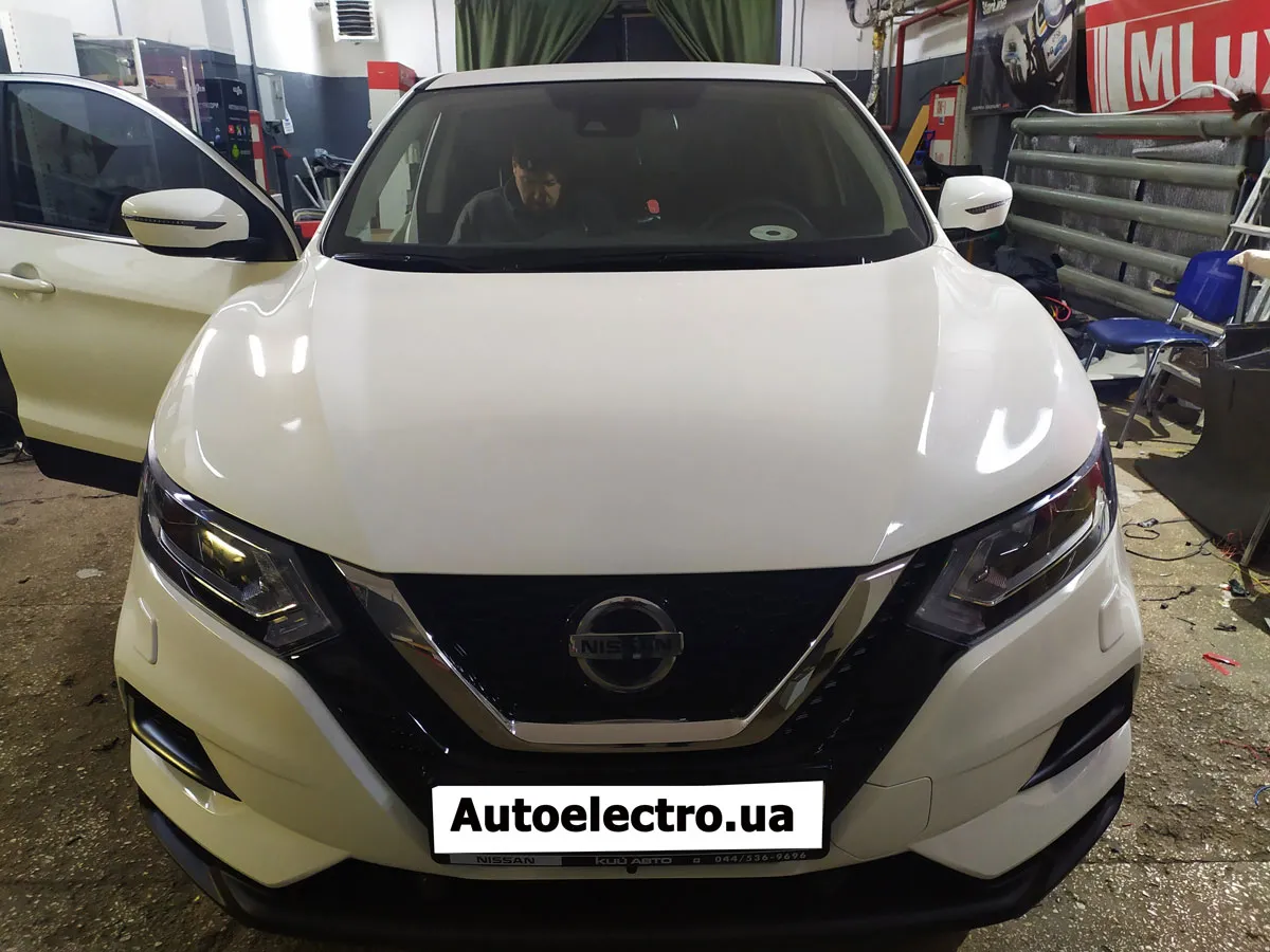 Установка штатной магнитолы на Android и камеры заднего и переднего вида на Nissan Qashqai 