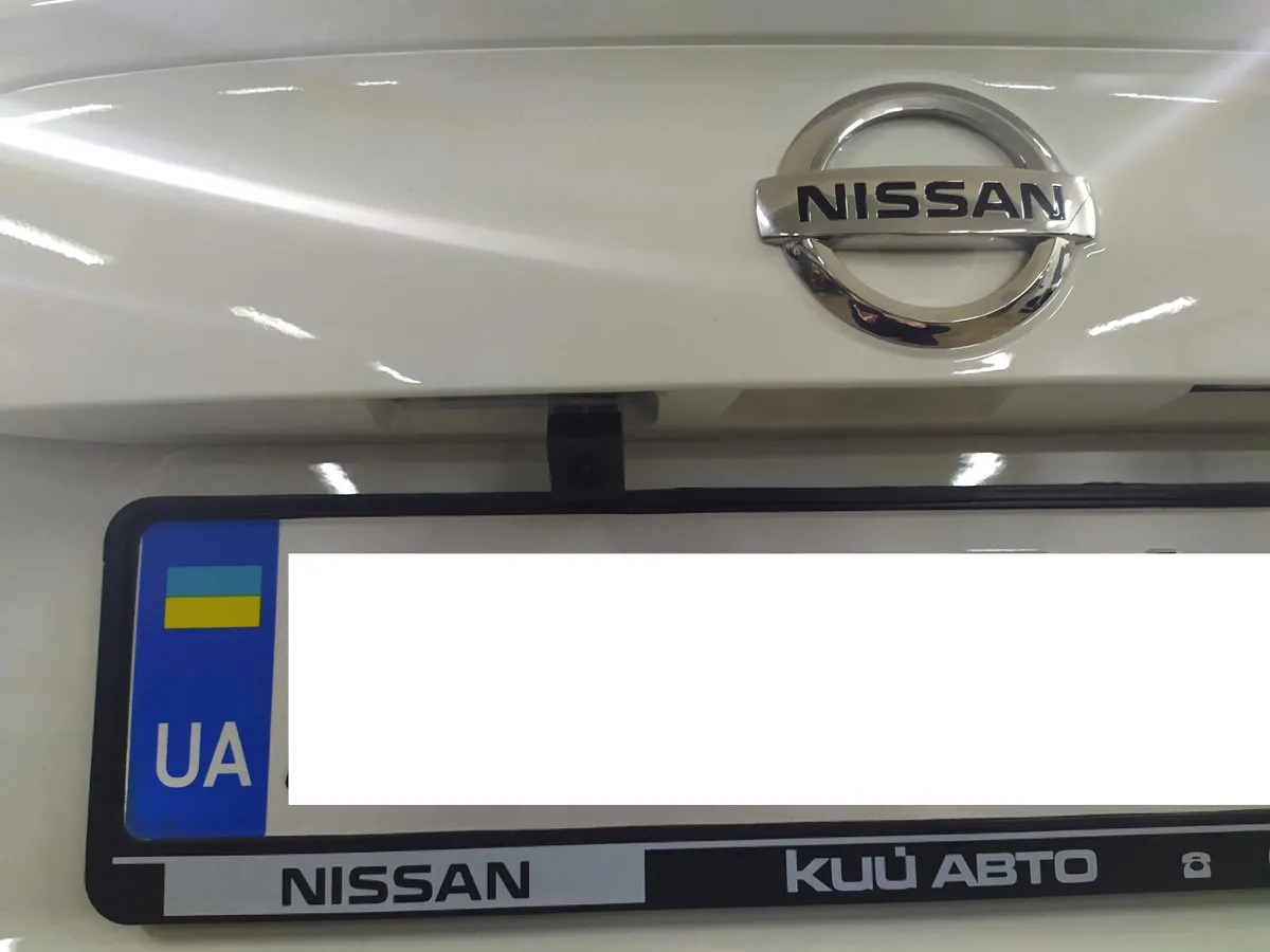 Установка штатной камеры заднего вида на Nissan Qashqai 