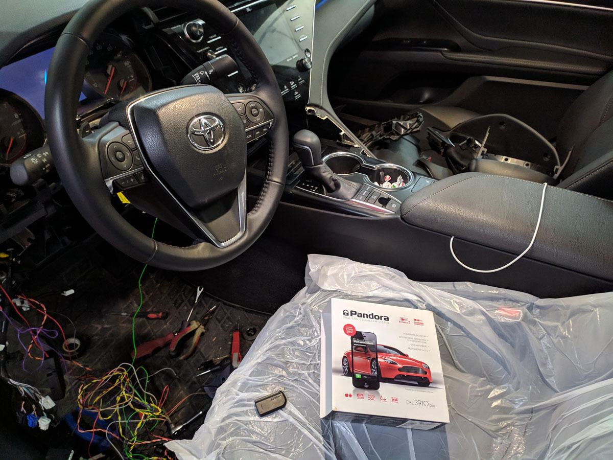 Установка автосигнализации на Toyota Camry V70