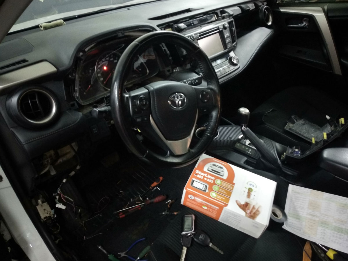 Установка автосигнализации на Toyota RAV4