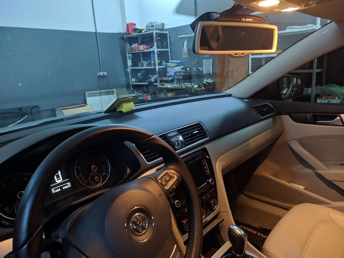 Установка парктроников на VW Passat B7